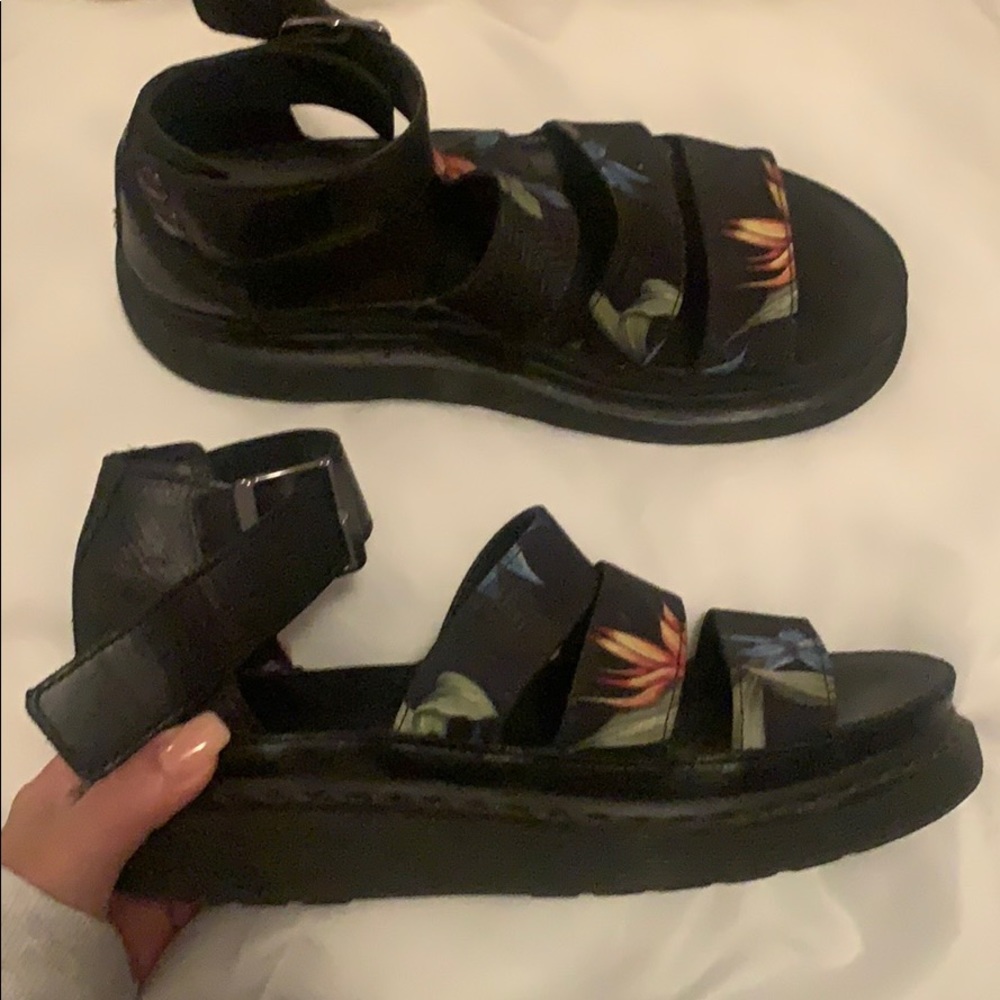 Tropical platform sandals dr martens 8